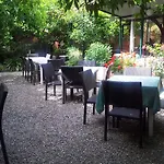 فندق Mimosa