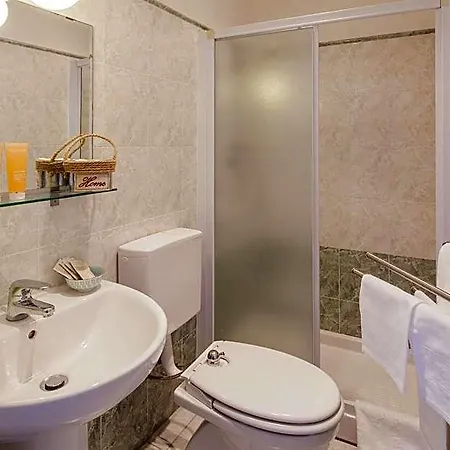 Hotel Mimosa 2*