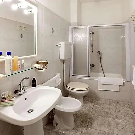 Hotel Mimosa 2*